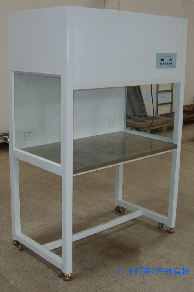 冷轧钢板烤漆单人垂直流洁净工作台图片 冷轧钢板烤漆单人垂直流洁净工作台图片